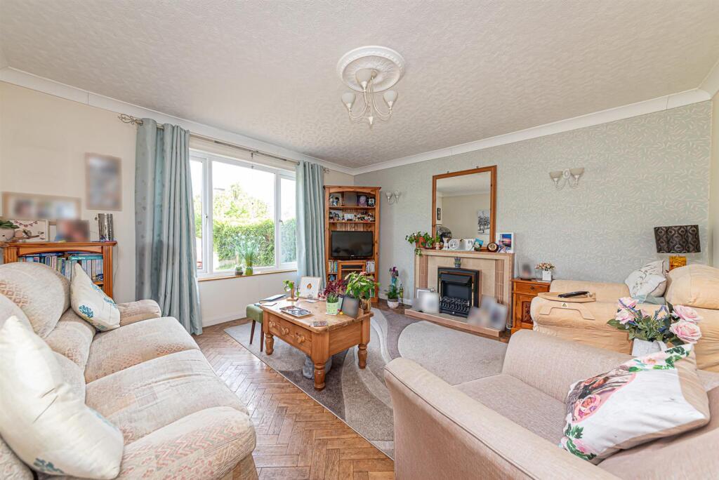 5 Weybourne Road (21).jpg