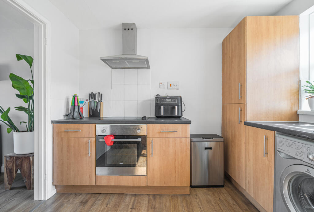 1316212-11-686014...