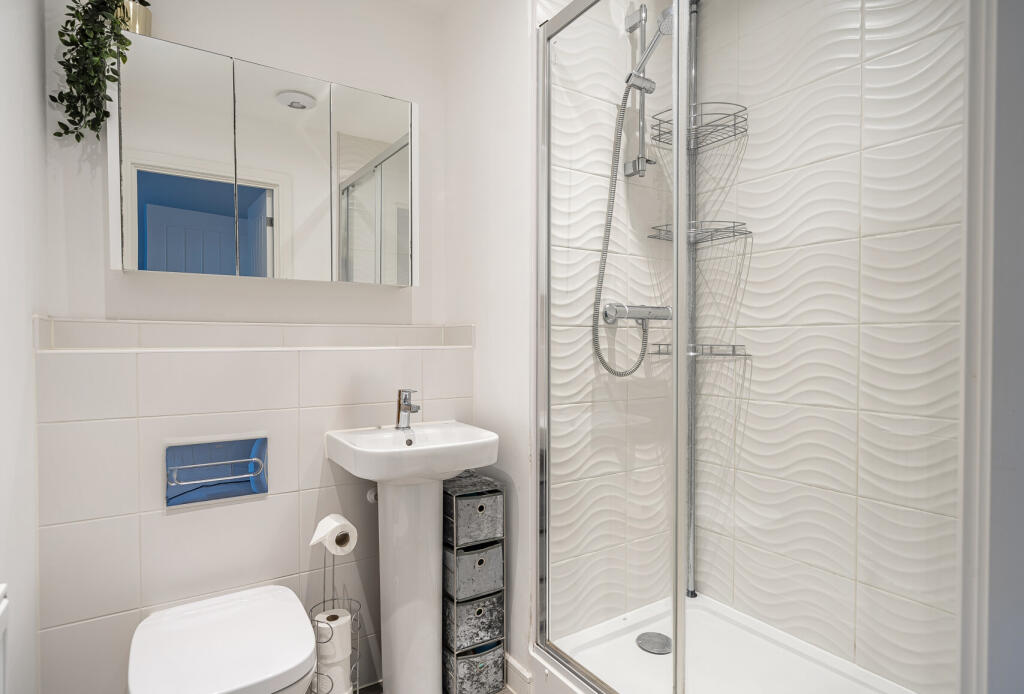 1356916-17-68d1a1...