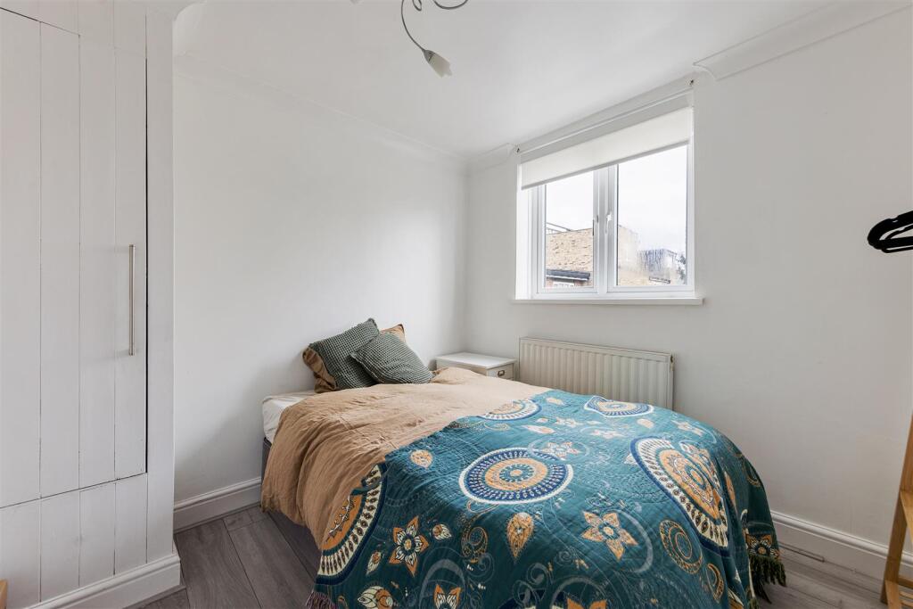 Lily Road, E17