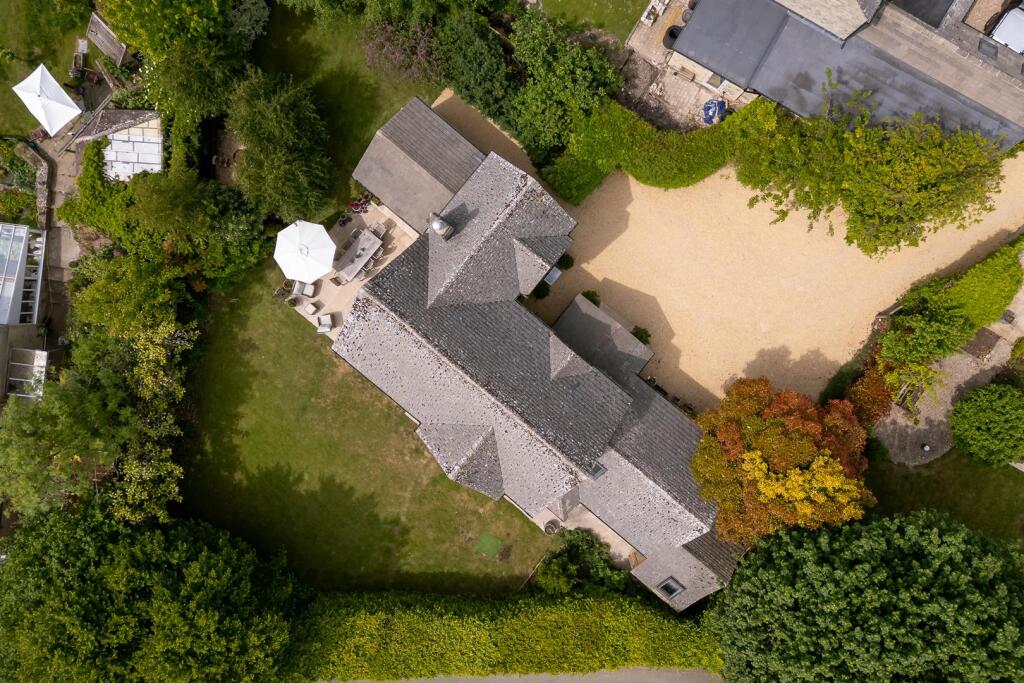 56 - Rowan Tree House - GL7 7EN - Web.jpg
