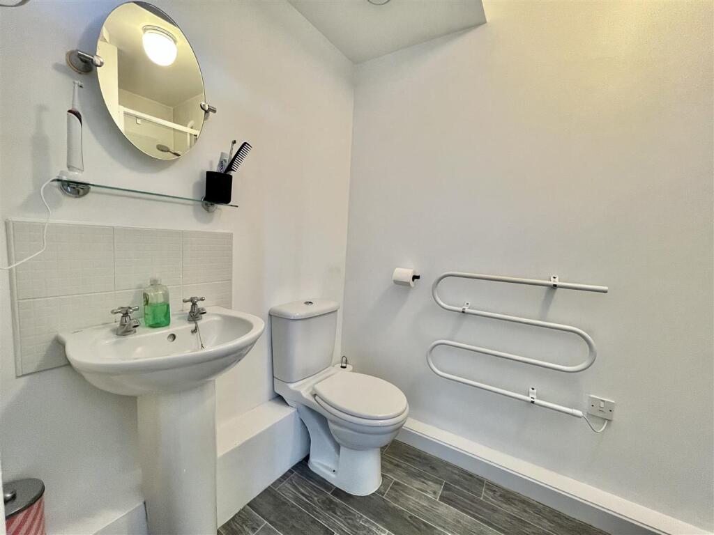 En-suite Shower Room