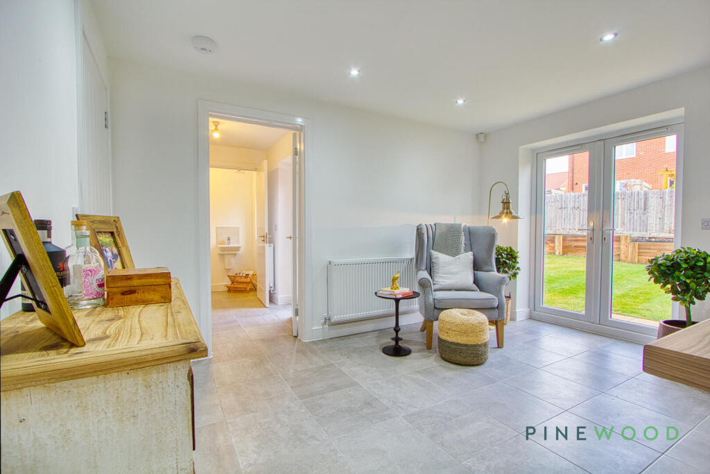 Kitchen / Breakfast Room