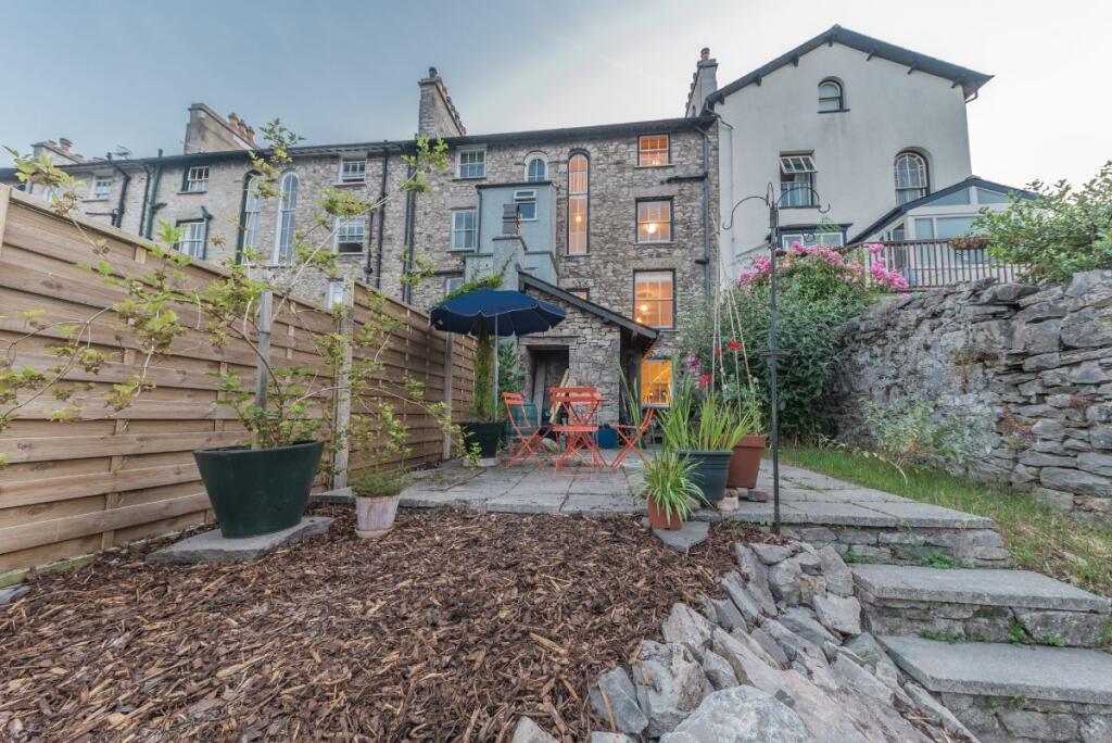 No. 21 Serpentine Road