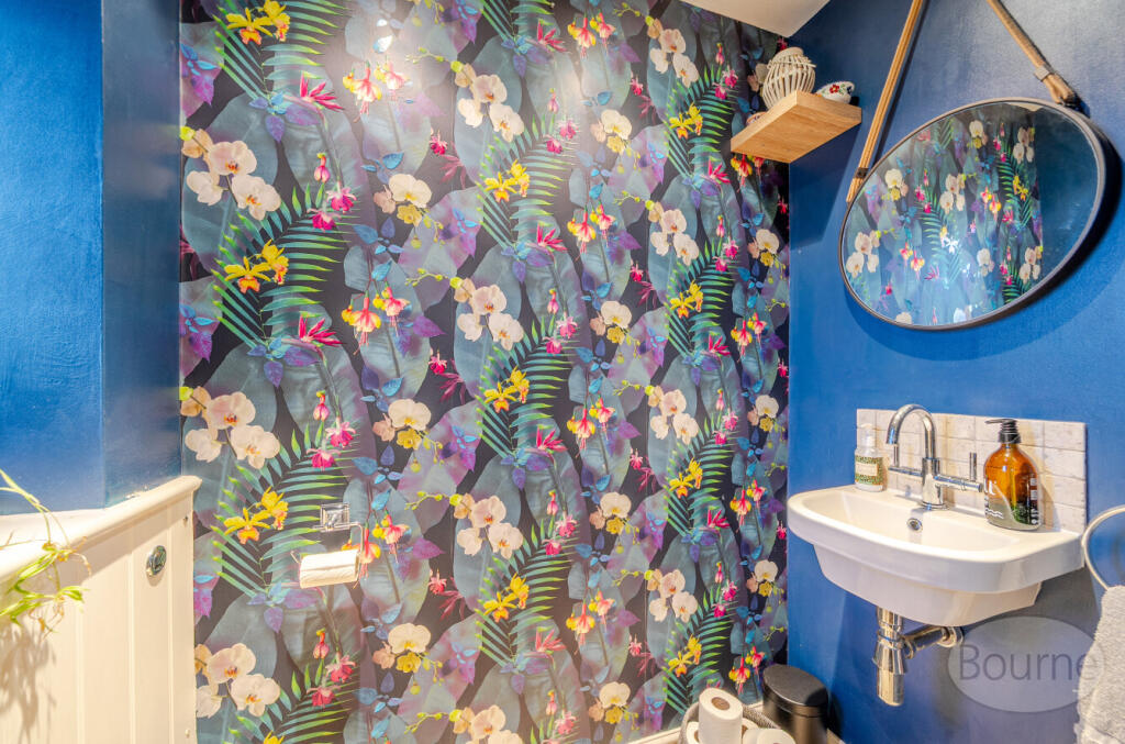 9e7e06ab-e1bf-4db...