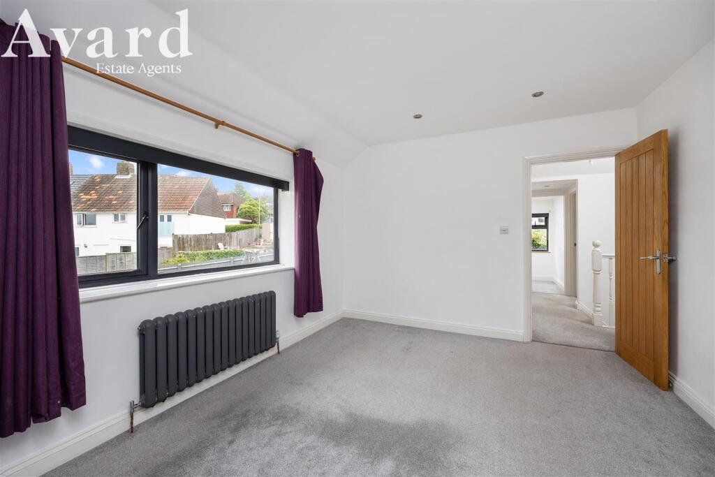 Warnham Rise_9-006.jpg