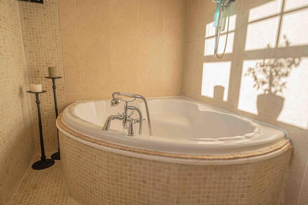 20250107-DSC02001...