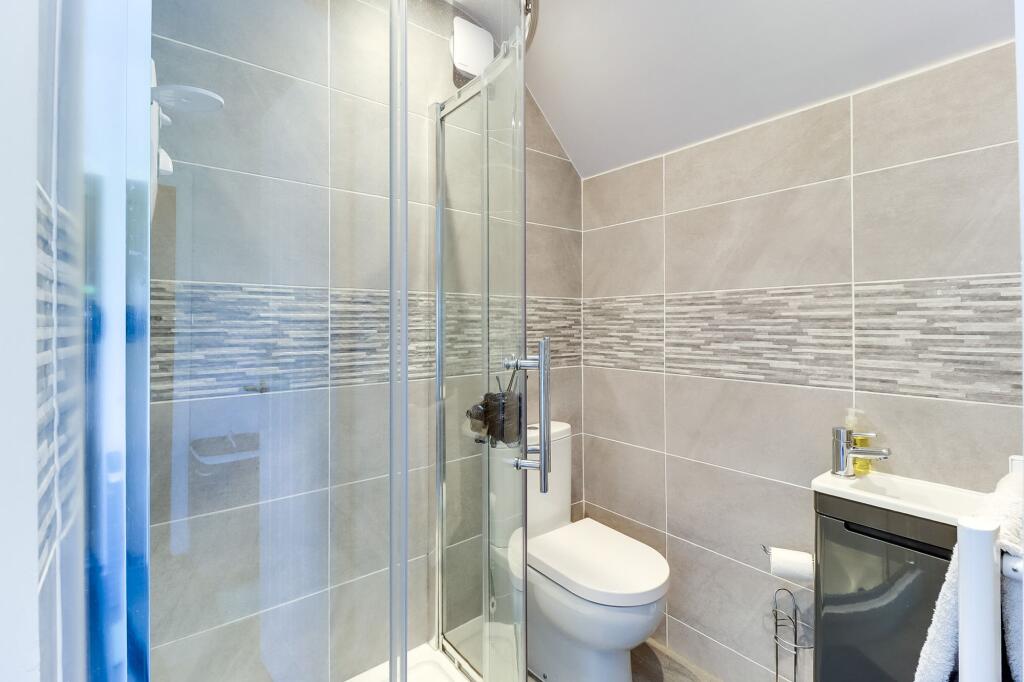 Ensuite Shower Room