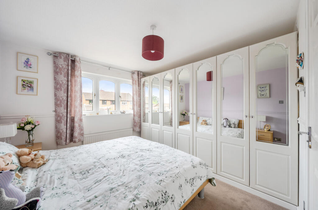 1-681bc8eea6299-1...