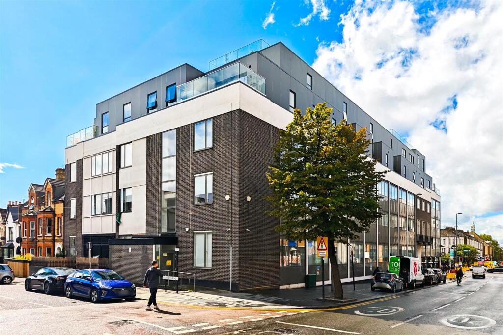 24 quant building-29.jpg