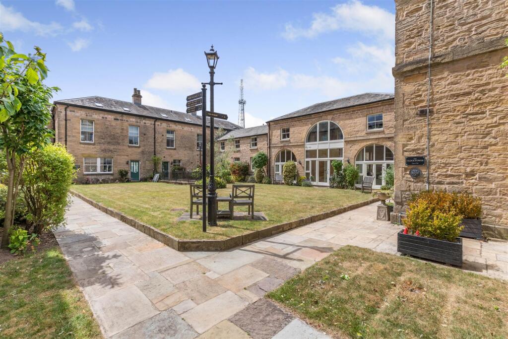 8654181-exterior25.jpg