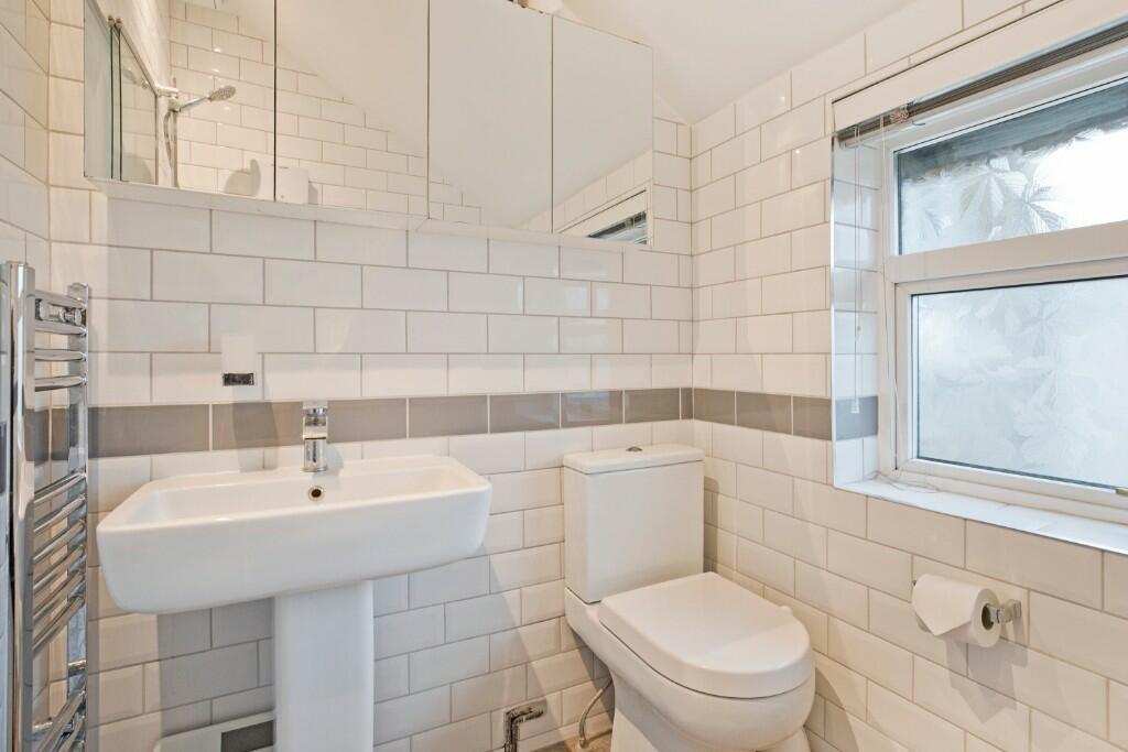 Modern Bathroom
