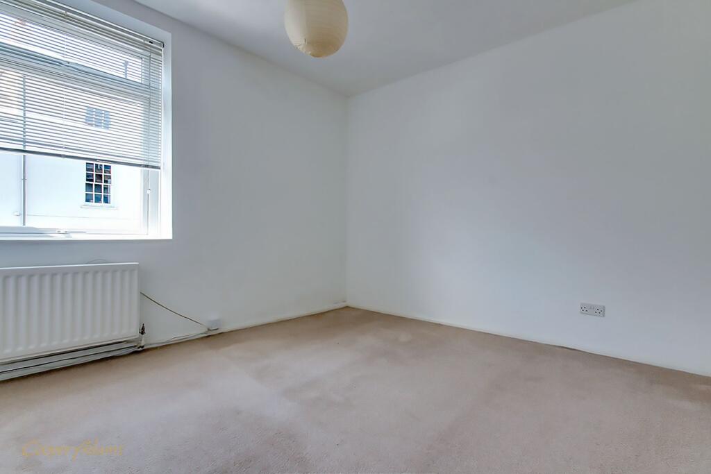 Main bedroom