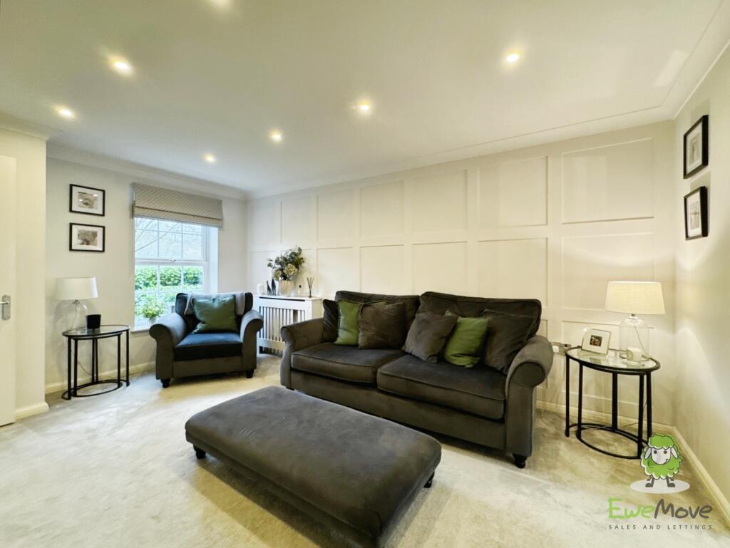 Living Room 4