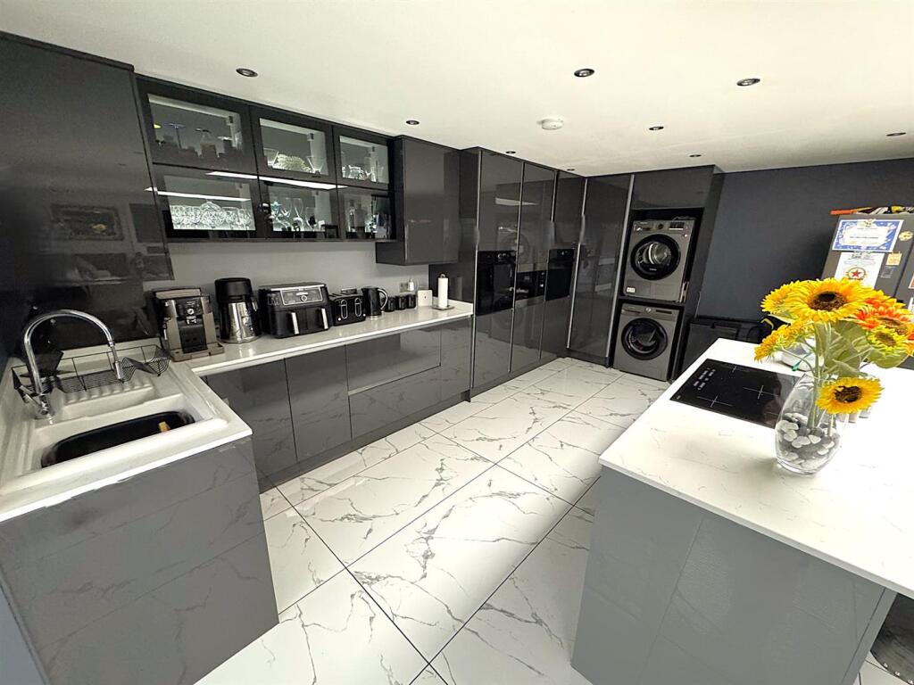 thumbnail_image4 (4).jpg