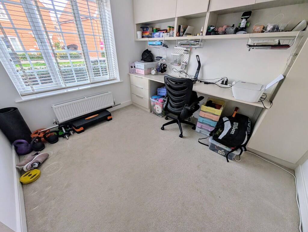 PXL_20251030_1334...