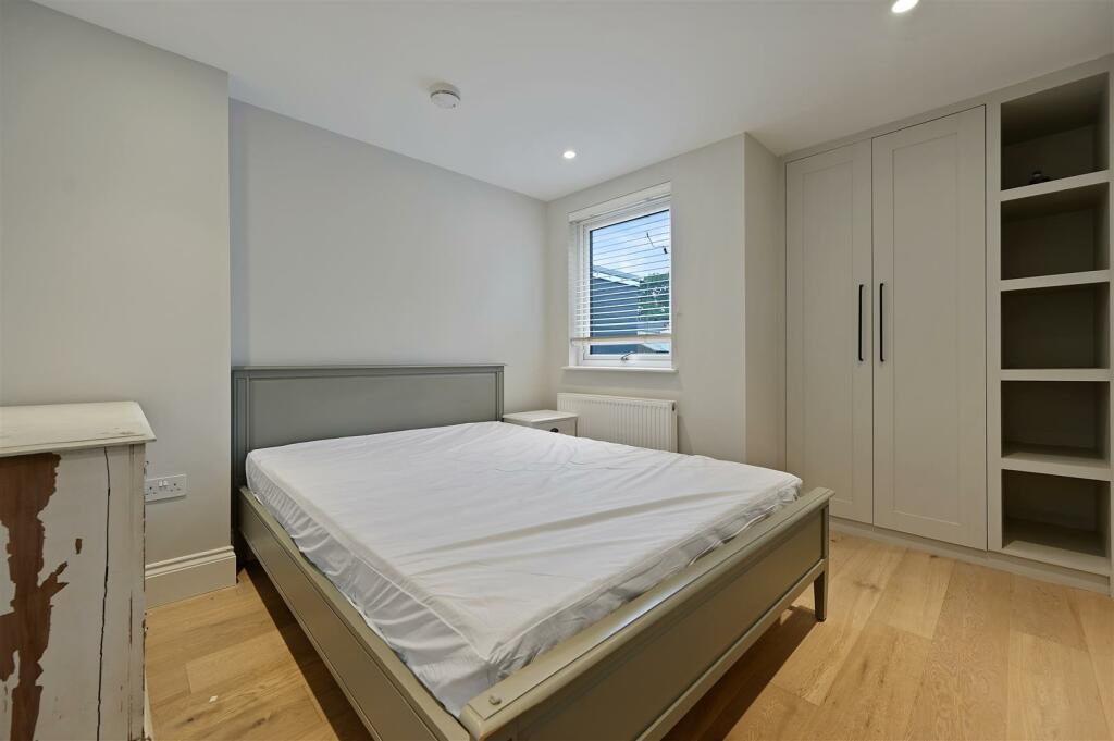 RCAR - Julian Avenue7.JPG