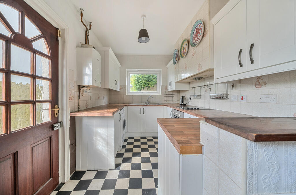 1299016-14-6836db...