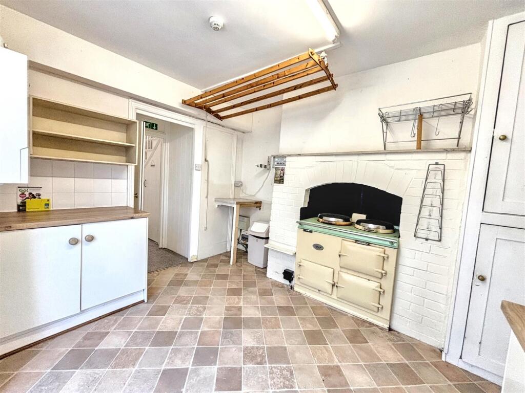 Kitchen.jpeg