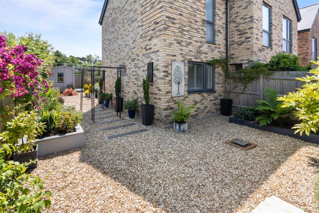 Secluded Seating Area