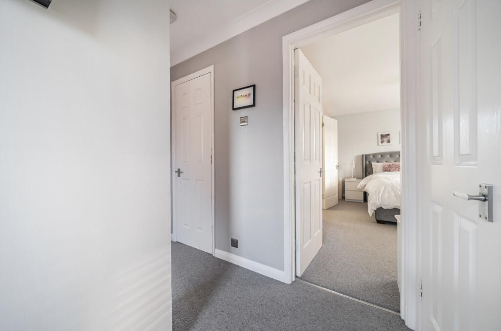 1388775-17-693976...