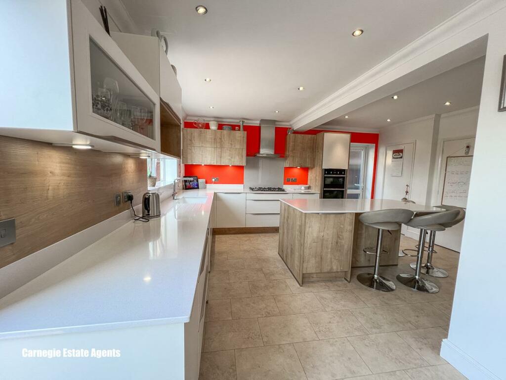 Kitchen/dining area