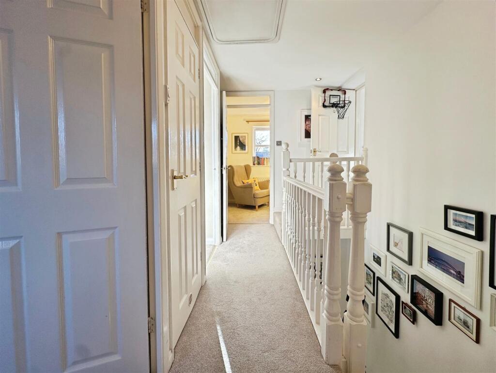 881fae98-F-4858-8BA5-4EA97879CF8D-1210-000000383C5