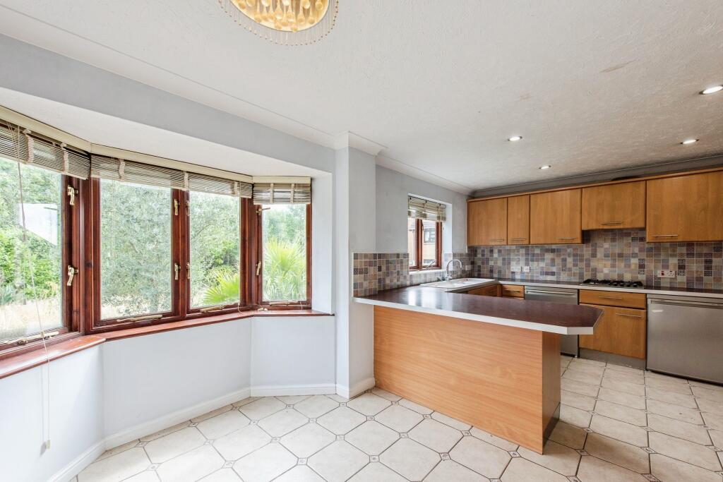 15 Langford Close Stowmarket, IP14 1TX