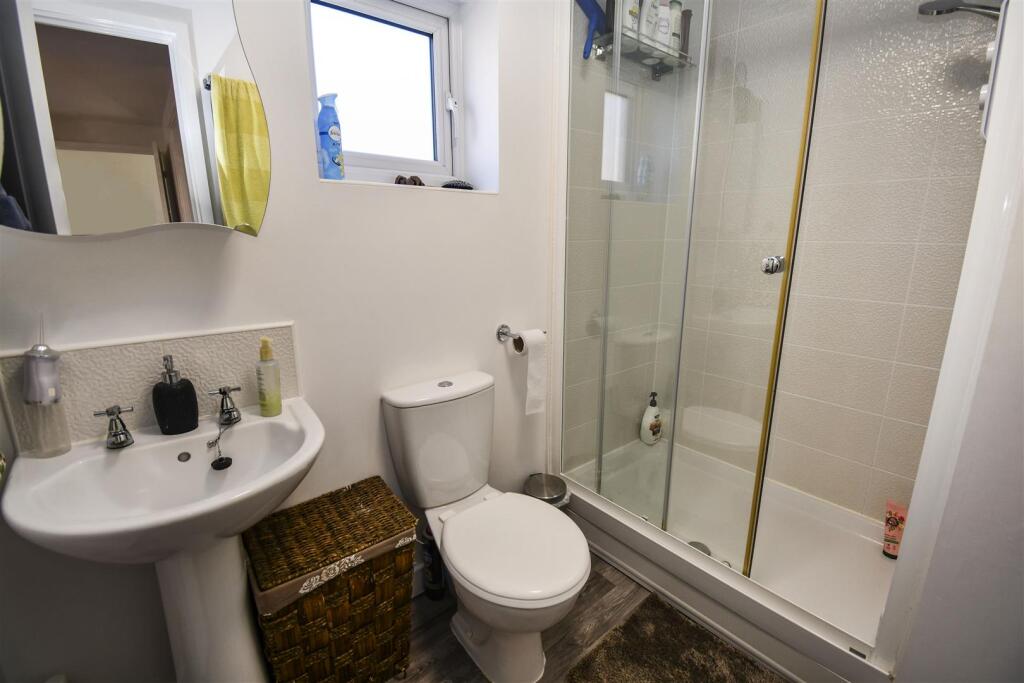 En-suite shower room