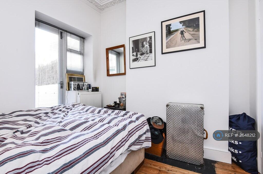Ground Floor Bedroom With Wardrobes
