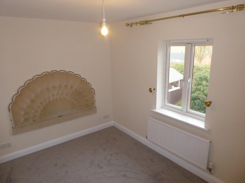 Back bedroom