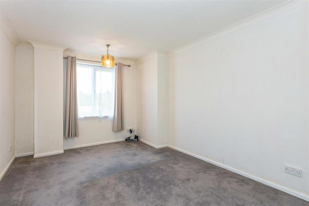 Bedroom One.jpg