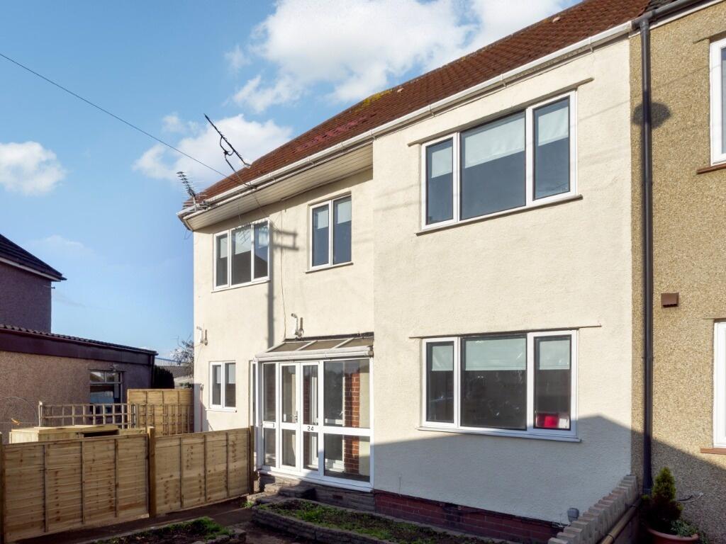 A clean and well-maintained terraced house feat...
