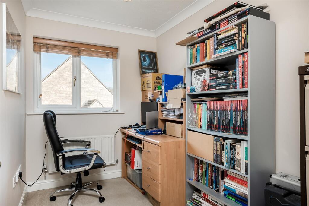 4 Wilcox Road-10.jpg