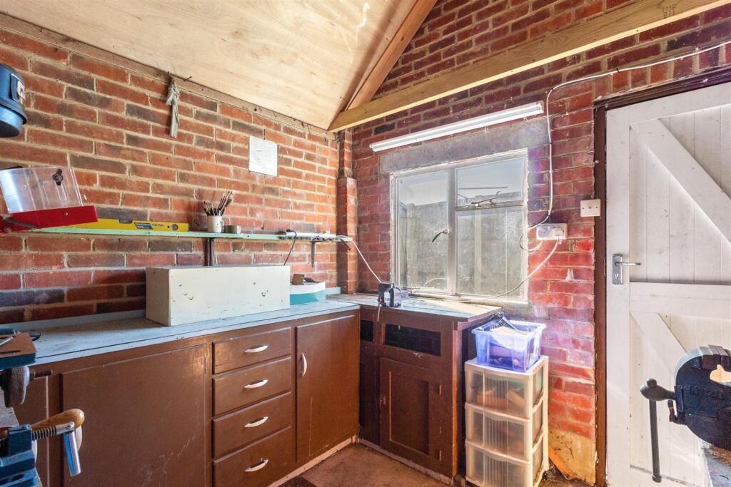 Jersey Road, 2-024.jpg