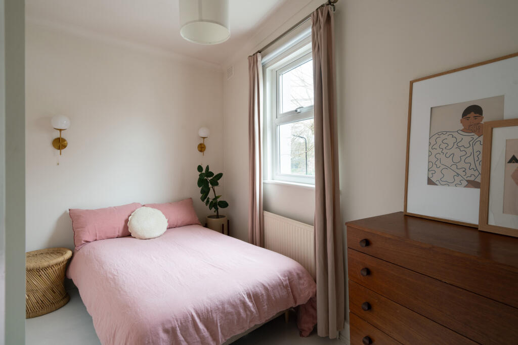 271296 - CAZENOVE-ROAD-38.jpg