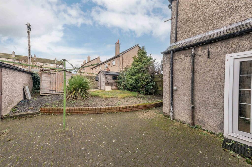 57 Brook Street Monifieth-14.JPG