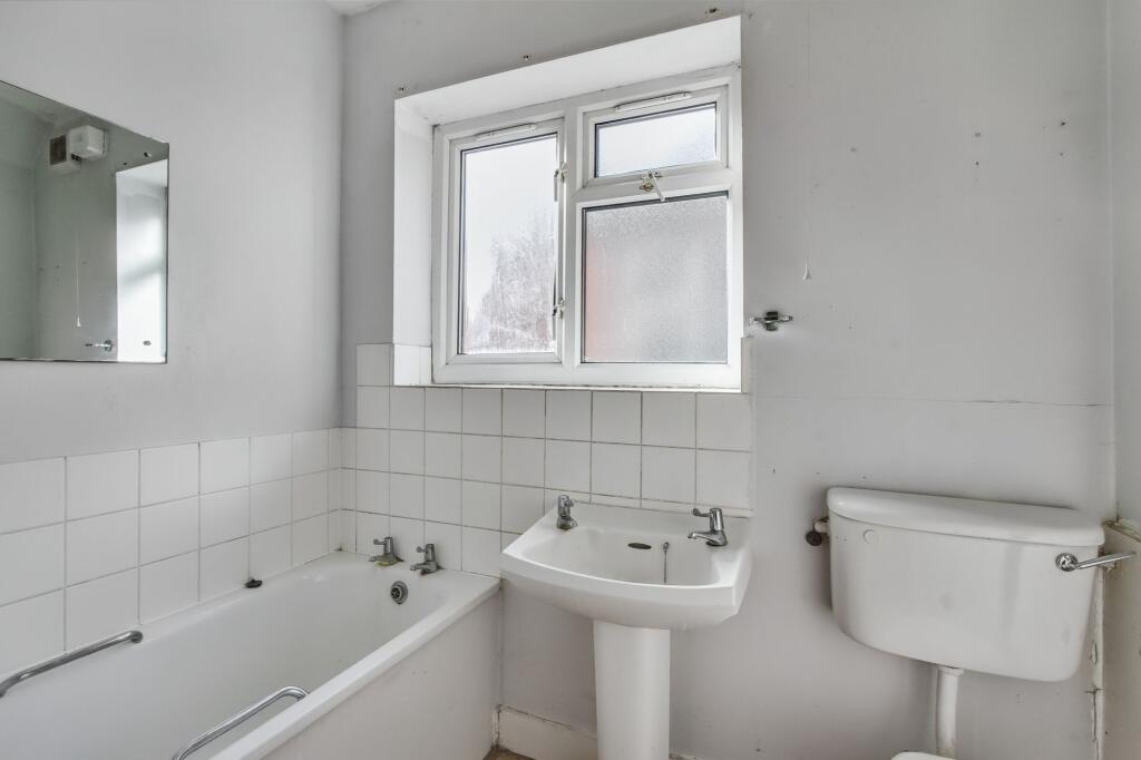 Flat A &amp; B, 54 Herga Road, Harrow HA3 5AS