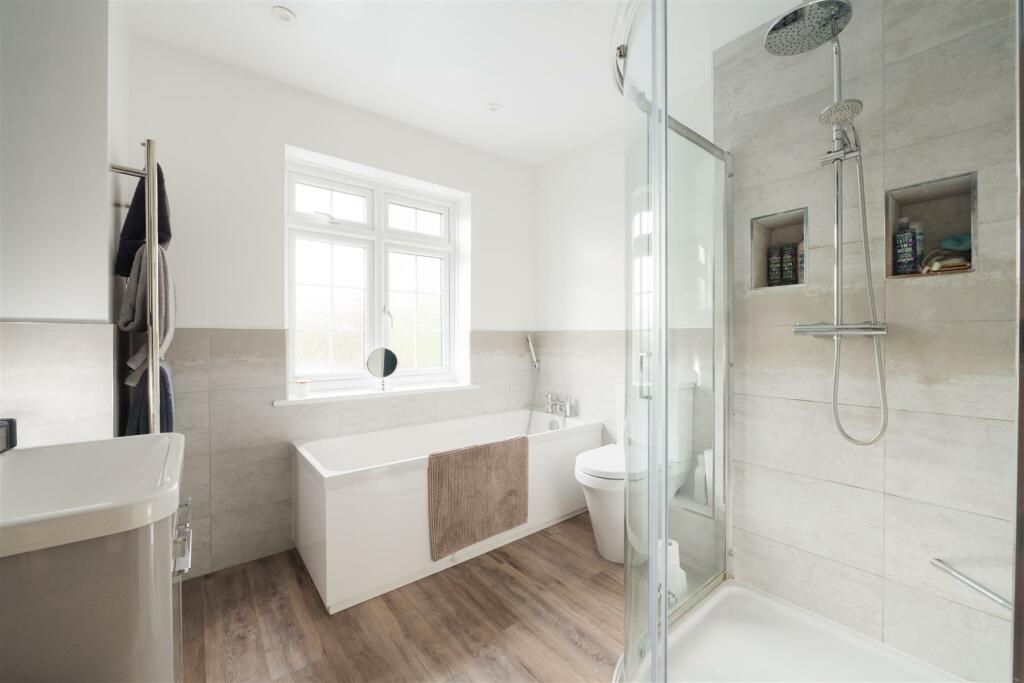 3 Coach Drive, Hitchin-26.jpg