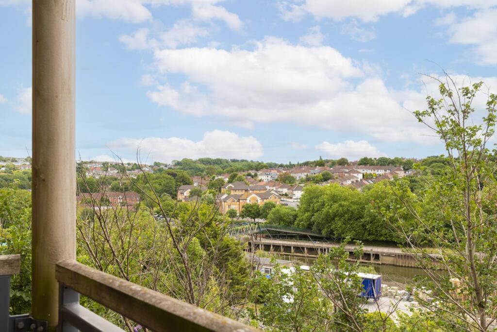 55 Weavers Mill Close, BS5-15.jpg