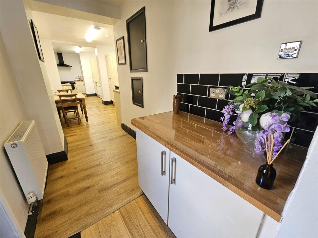 Kichen Breakfast.jpg