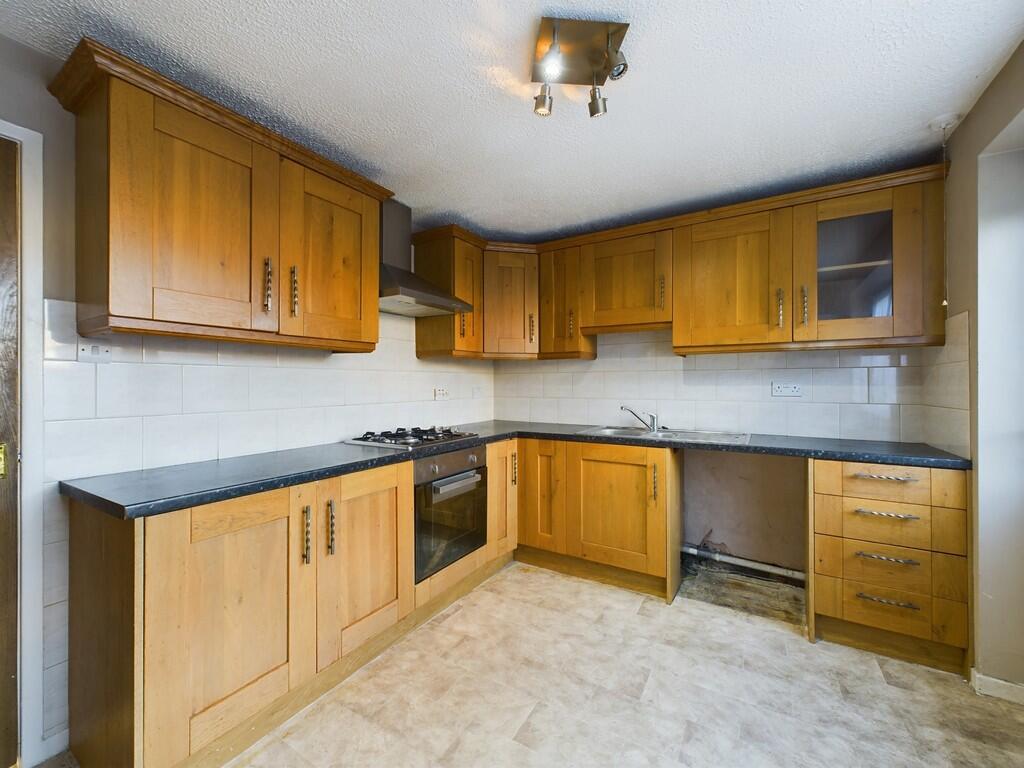 CAM02060G0-PR0271...