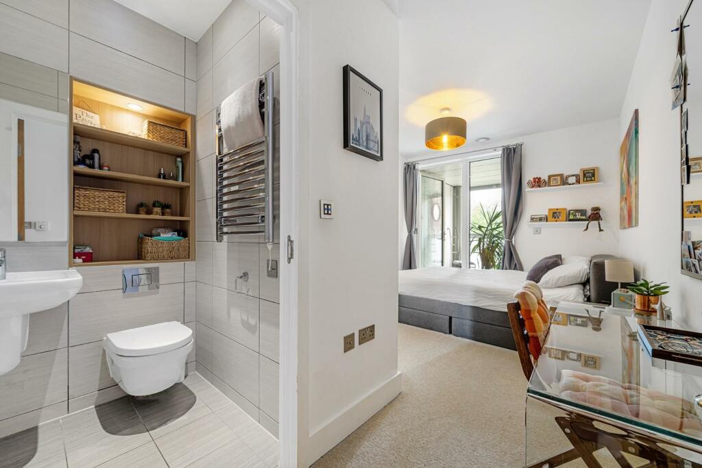 Principal Bedroom.jpg