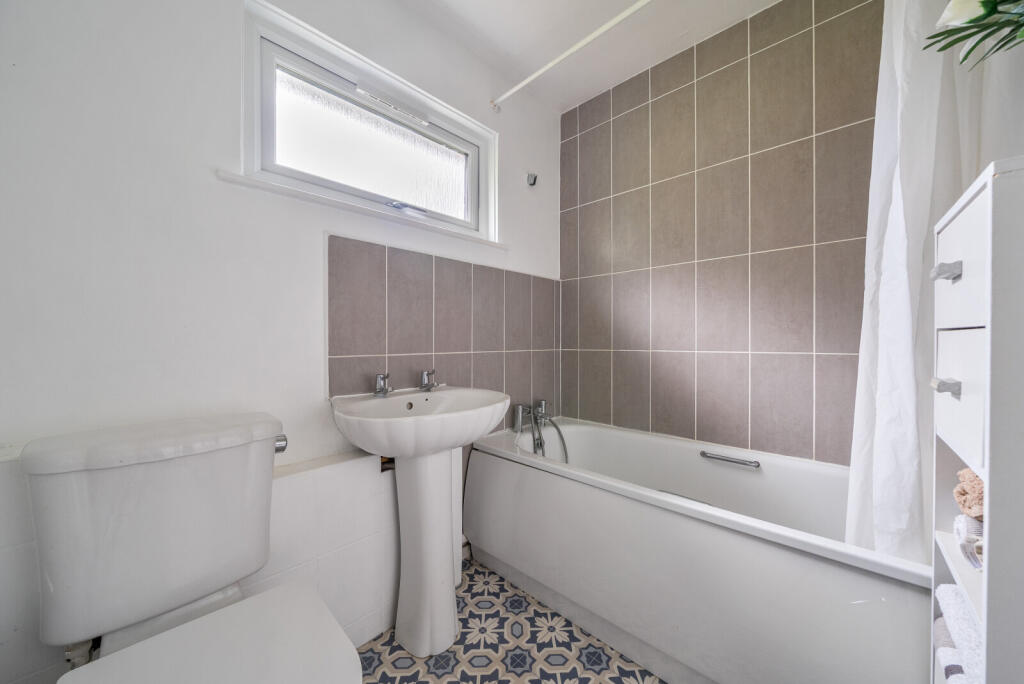 1356572-17-68ca74...