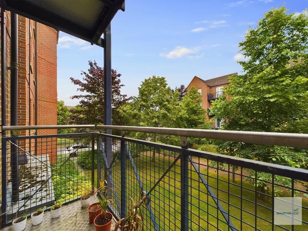 CAM03394G0-PR0153...