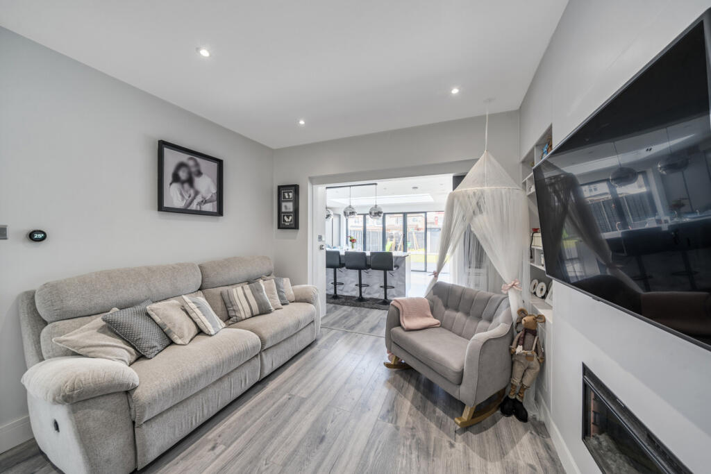 1306272-6-6852c63...