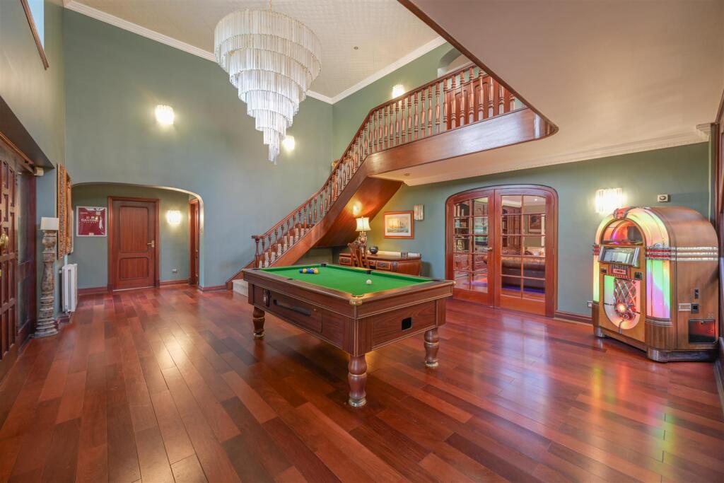 Court Manor (22 of 60).jpg