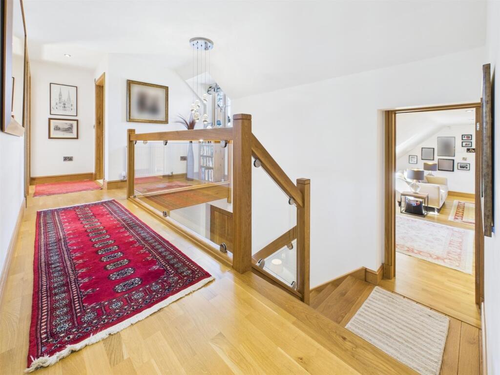 FIRST FLOOR STAIRS AND LANDING