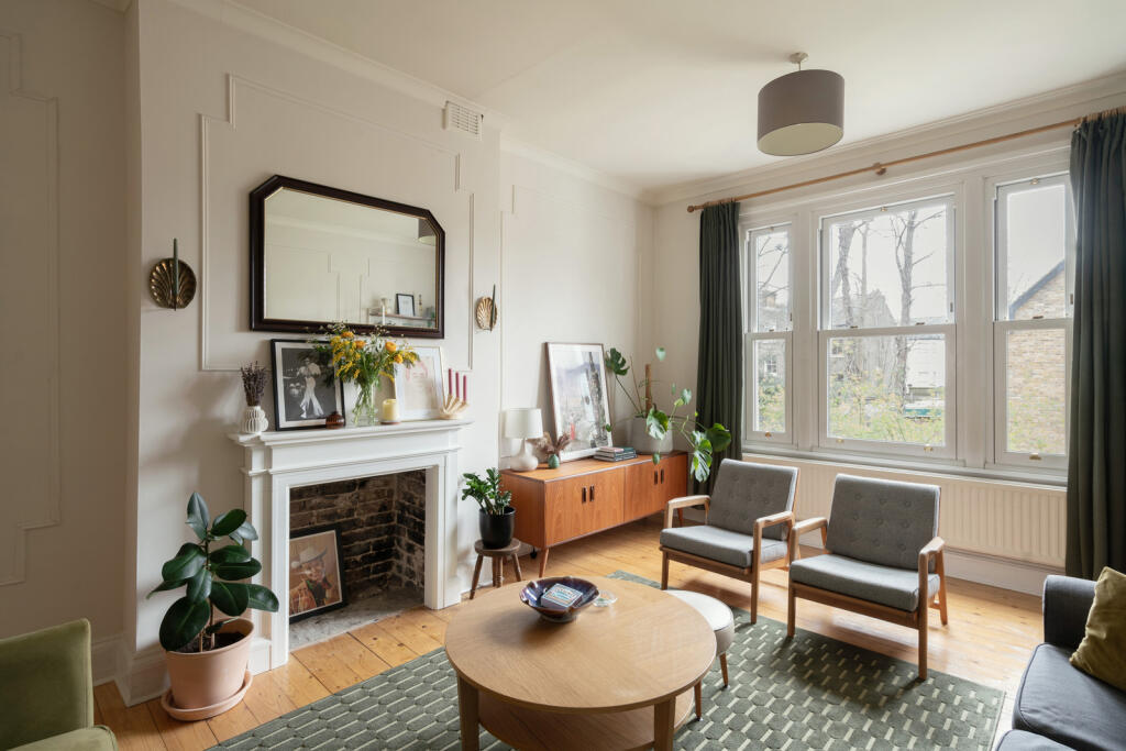 271265 - CAZENOVE-ROAD-07.jpg