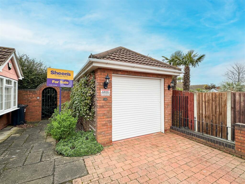 GARAGE (2)